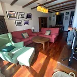 Bajo Con Terraza Y Vistas A Montana En Апартаменты Формигал