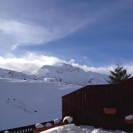 Bajo Con Terraza Y Vistas A Montana En Daire